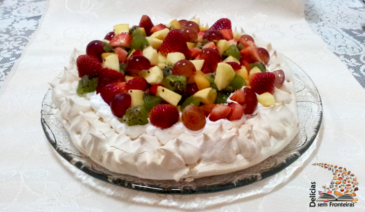 Pavlova de frutas